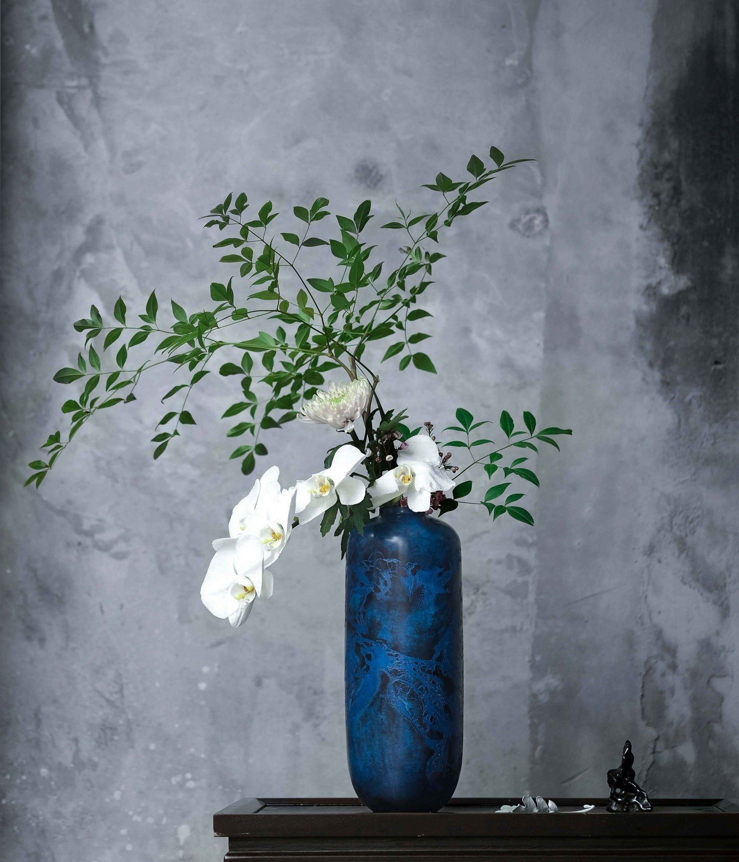 Azure Elegance Floral Vase